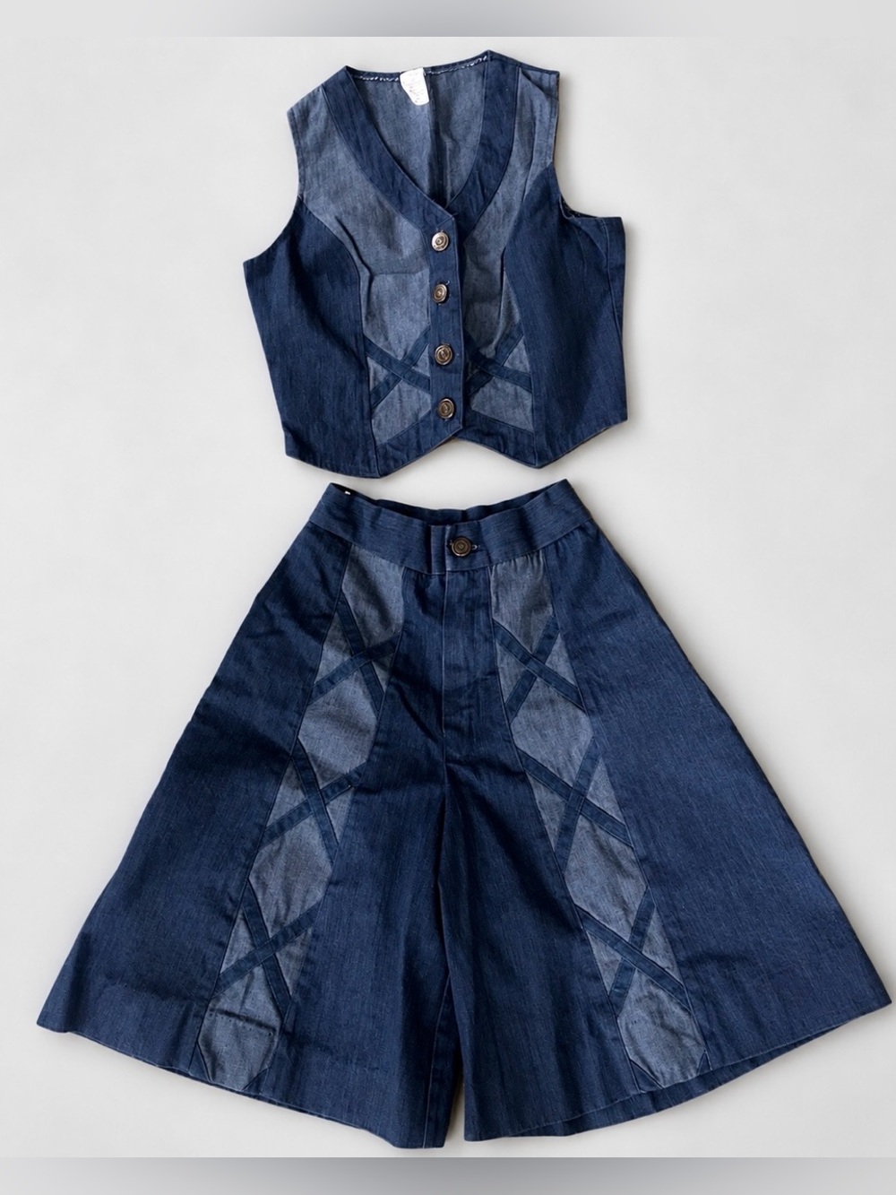 Vintage Woman’s Denim Patchwork Vest And Knee Length Shorts/Skorts